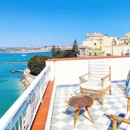 Terrazza Sul Mare Attico "Alfeo E Aretusa" سيراكوزا المظهر الخارجي الصورة